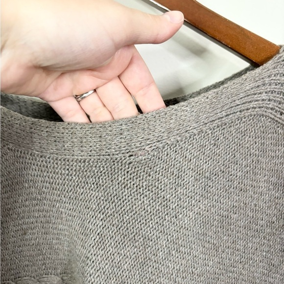 Banana Republic cable knit boatneck poncho sweater size XS/S oversized - Picture 5 of 7